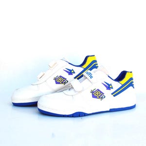 White & Blue Laceless Sneakers | Adult EU 37 | Retro Style Trainers | Unisex Casual Shoes | Low Top Sneakers size EU 42 us 11 uk 9