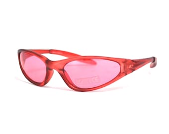 Vintage röda solglasögon med smala cat eye-bågar, Y2K-retrostil, tonade glas