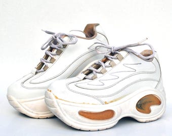 Y2K White Chunky Sneakers With Bubble Sole, Retro 2000s Platform Trainers, Techwear Futuristic Street Style Shoes size UK 5 EU 38 US 7