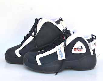 Vintage Sports Basketball Sneakers – 90s Retro High Top Trainers – Blue White Streetwear Shoes – Size 40