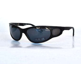 Wraparound Sport Sunglasses – Black UV400 Protective Lenses – Y2K Athletic Sunglasses – Unisex Outdoor Eyewear