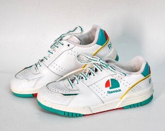 womens vintage tennis shoes