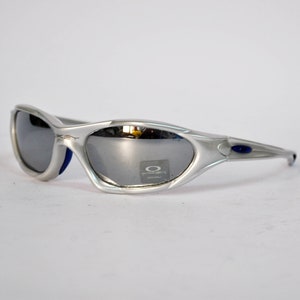 Oakley Matrix Rave Sunglasses Silver Round Sun Glasses Vintage - Etsy