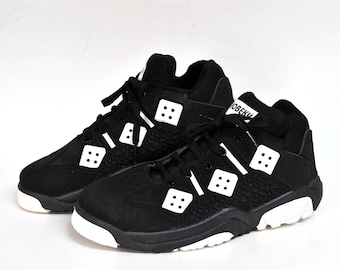 Archive SKECHERS Y2K Vintage Classic Unisex Black and White