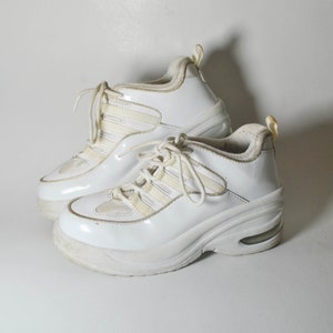 90s white store platform sneakers