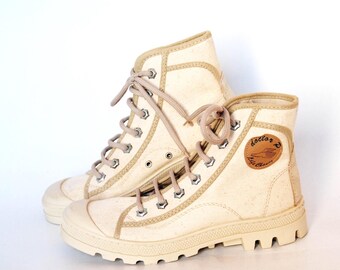 Canvas Schnürstiefeletten - CremefarbeneUtensilo Stiefel mit Stollensohle - Minimalistischer Workwear Style Schuhe Gr. 36