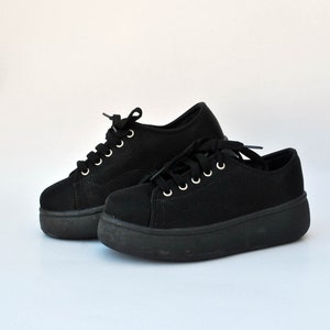 total black platform shoes cosplay sneakers canvas 90s platforms goth rock vintage size US 5 EU 36 UK 3 high tops womens shoes platforms