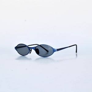blue silver matrix small sunglasses oval sun glasses vintage retro eye wear 90s round club unisex sunglasses steampunk futuristic black lens