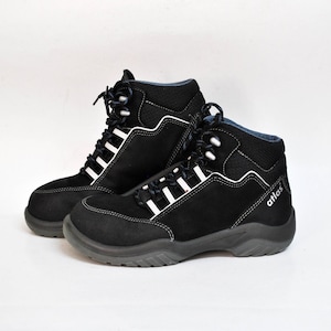 chunky sneakers Comfortable Work vintage Walking Hiking Boots combat size eu 40 uk 7 us 9 military boots Caterpillar womens mountain boots