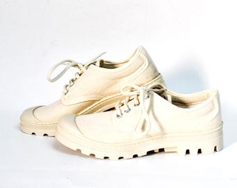 Vintage Creme Segeltuchschuhe | Chunky Lug Sole Schnürschuhe | Minimal Retro Low Top Schuhe | 90er JahreUtility Style Größe 38 uk 5 us 7 lässiger Schuh