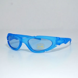 matrix rave sunglasses clear blue motor sun glasses vintage retro eye wear 90s round alien y2k club unisex steampunk futuristic blue lens