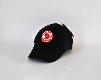 Sombrero vintage, ropa de moda, gorra de festival de moda callejera, sombrero con tirantes, talla única, sombrero negro, gorra de sol de ala plana de hip hop, regalo unisex