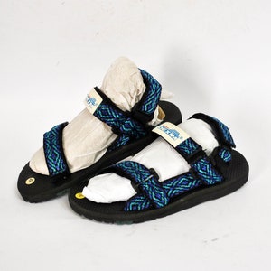 Walking sandals size 9 top