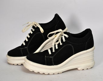 vintage platform trainers