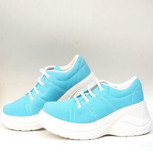 Sneakers con plateau blu pastello / Scarpe con suola spessa / Sneakers con plateau Y2K / Sneakers in stile retrò anni '90, taglia eu 37 uk 4 us 6