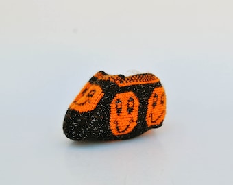 Vintage Knit Smiley Shoes – Orange & Black Knitted Slip-On Shoes – Retro Happy Face Footwear