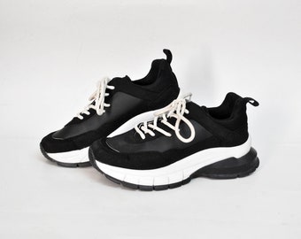 Black Chunky Platform Sneakers • Y2K Streetwear Shoes • Thick Sole Trainers • Retro 2000s Sneakers • Unisex Fashion Shoes