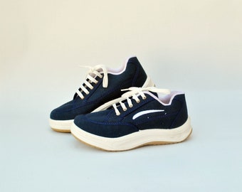 Vintage Navy Canvas Sneakers – Retro Low Top Trainers – 90s Casual Shoes – Minimal Streetwear Footwear