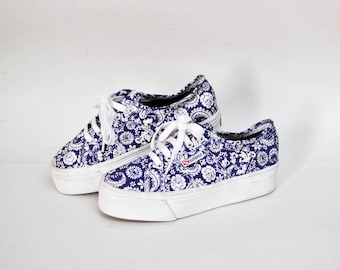 canvas shoes blue floral superga sneakers 90s joggers canvas sneakers shoe vintage white platform low tops flat sneaker size 37 eu 6 us 4 uk