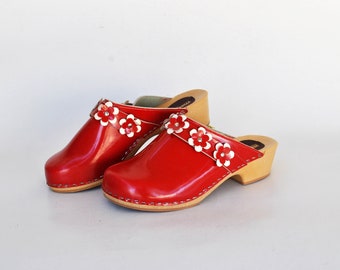 red sabot boho leather clogs designer slip on shoes Mule platform heel wood size eu 39 uk 6 us 8 platforms platform shoes cowboy shoes
