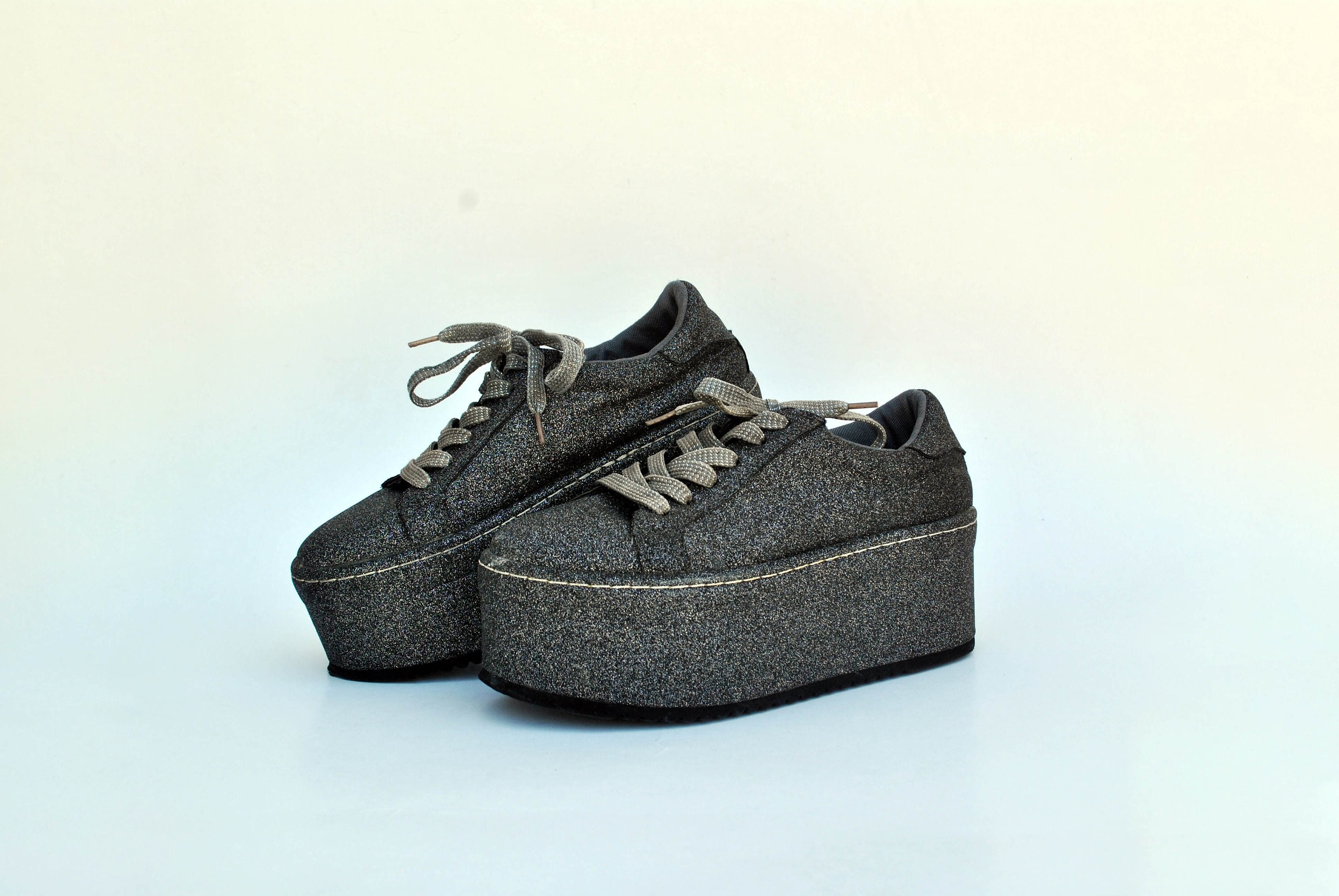 Swear shoes 90s - Etsy 日本