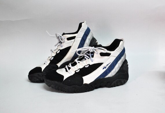 chunky 90s sneakers