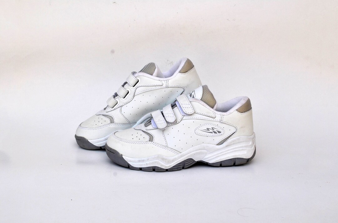 White 90s Hipster Trainers Casual Athletic Sport Vintage Retro Athletic — free download