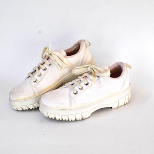 Weiße Chunky Plateau Sneakers - Minimal Streetwear Schuhe – Y2K inspiriert Casual SneakersGröße 40 uk 7 us 9 Bild 1
