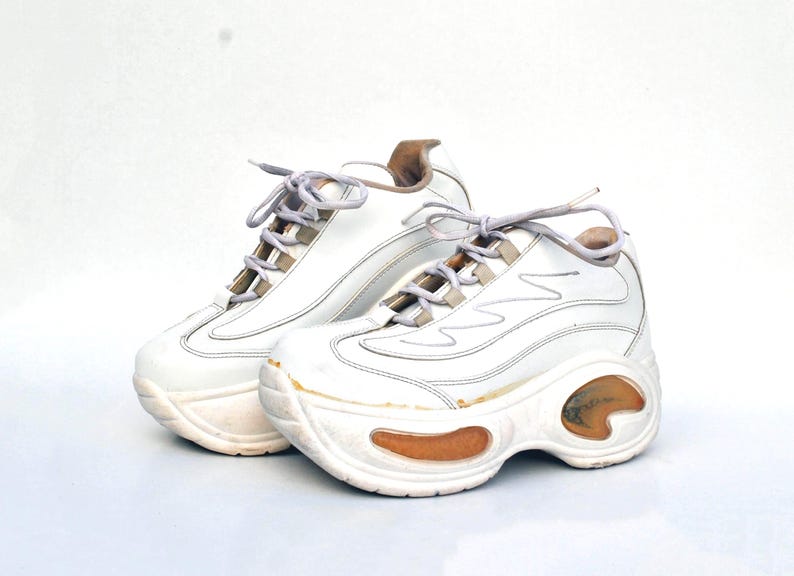 Zapatillas blancas gruesas Y2K con suela de burbuja, zapatillas de plataforma retro de los años 2000, zapatos de estilo urbano futuristas de Techwear, tallas: Reino Unido 5, UE 38, EE. UU. 7 imagen 1