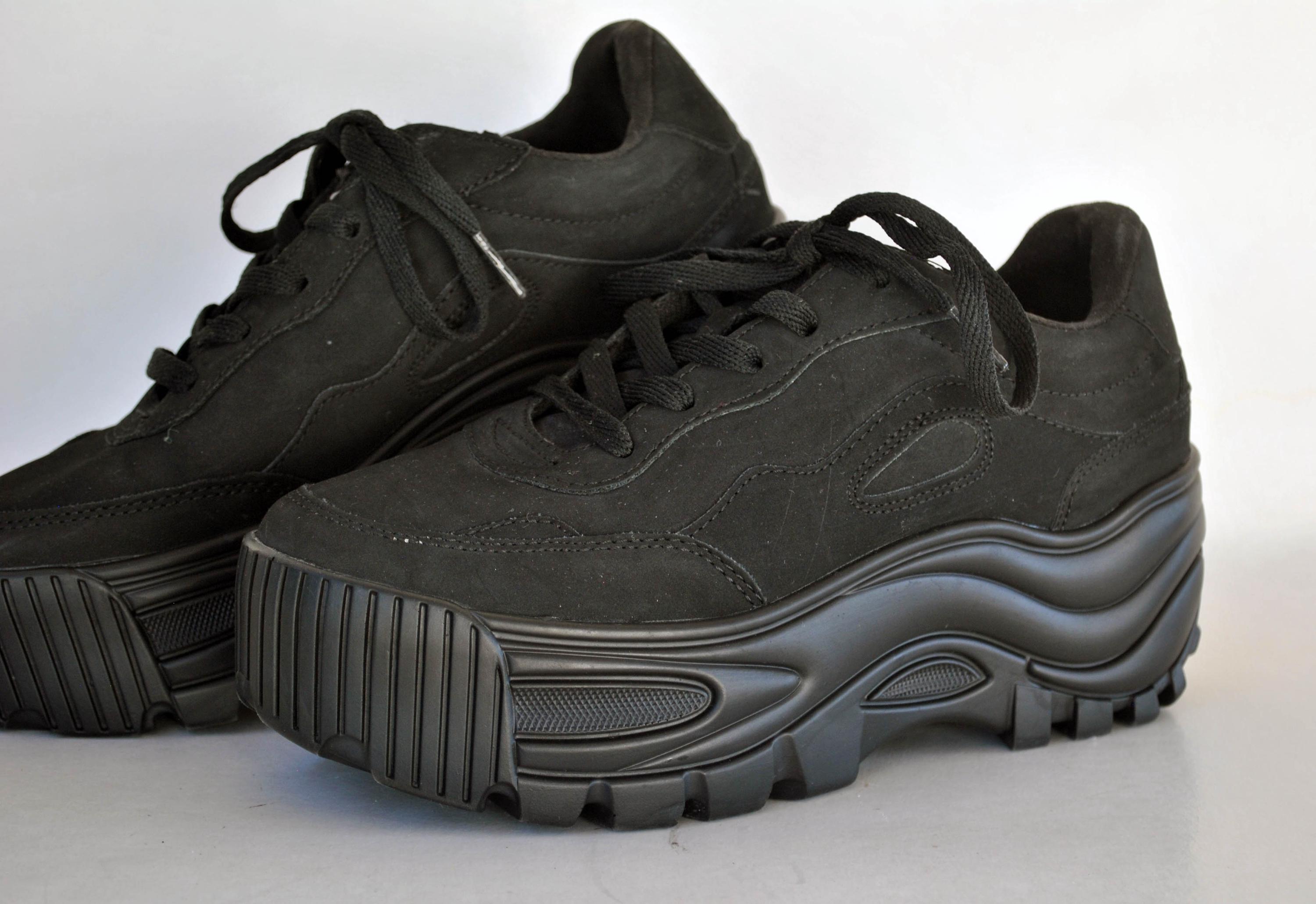 Chunky Black Platform Sneakers EU 37 | Y2K Dad Shoes | Alt