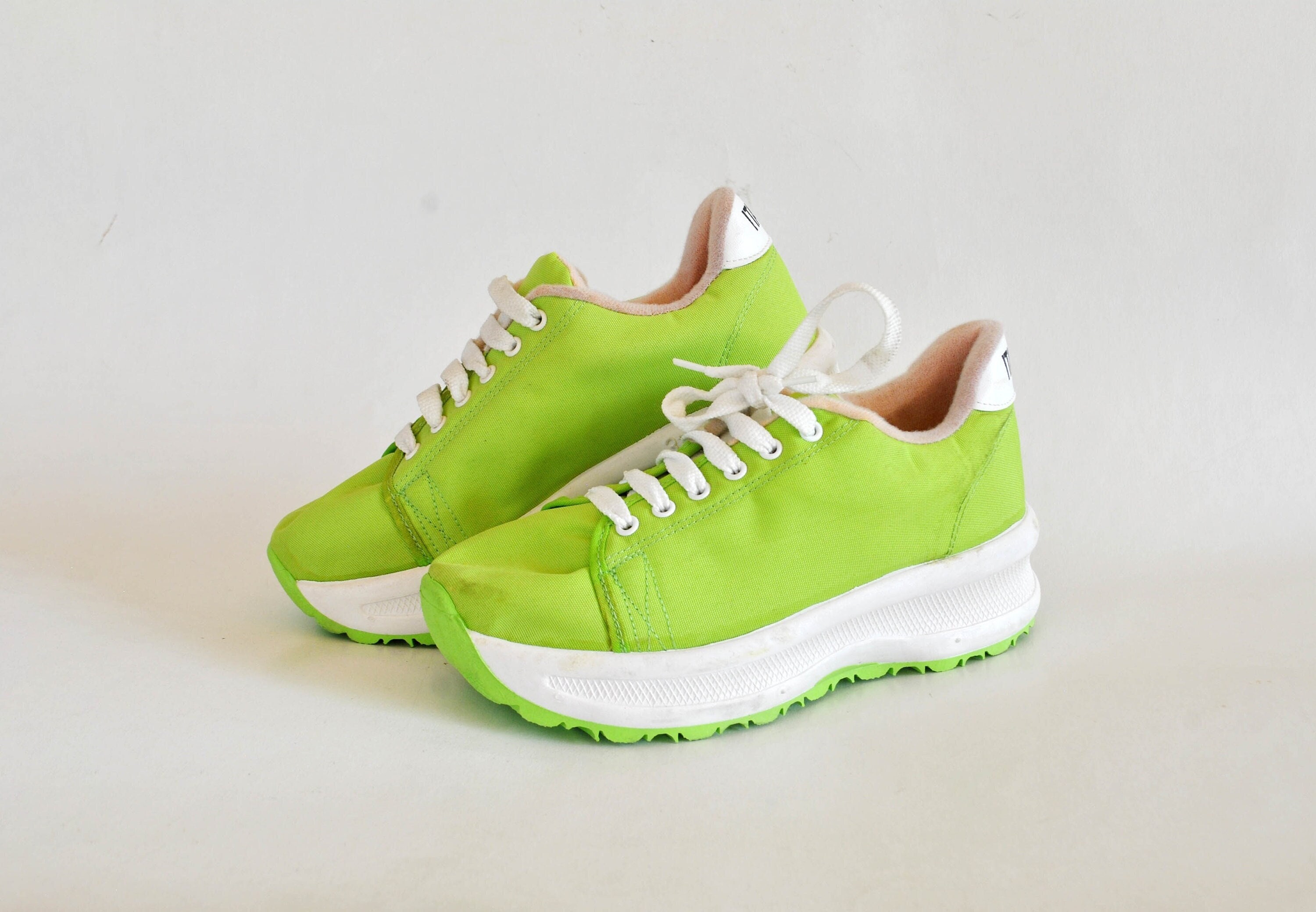 フラットシューズ UMA WANG Woman Flat shoes Green US9092 UW430 UMA WANG Shoes | Ballet Shoes & Sneakers | FARFETCH