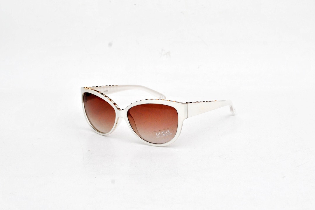 Guess White Resin Sunglasses main image 1