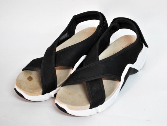90s skechers platform sandals