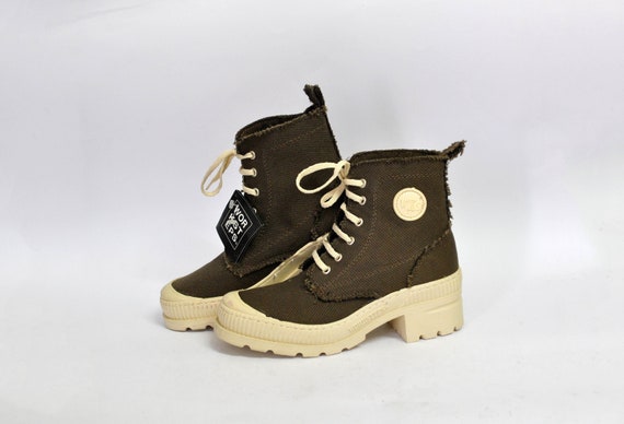 chunky brown platform sneakers