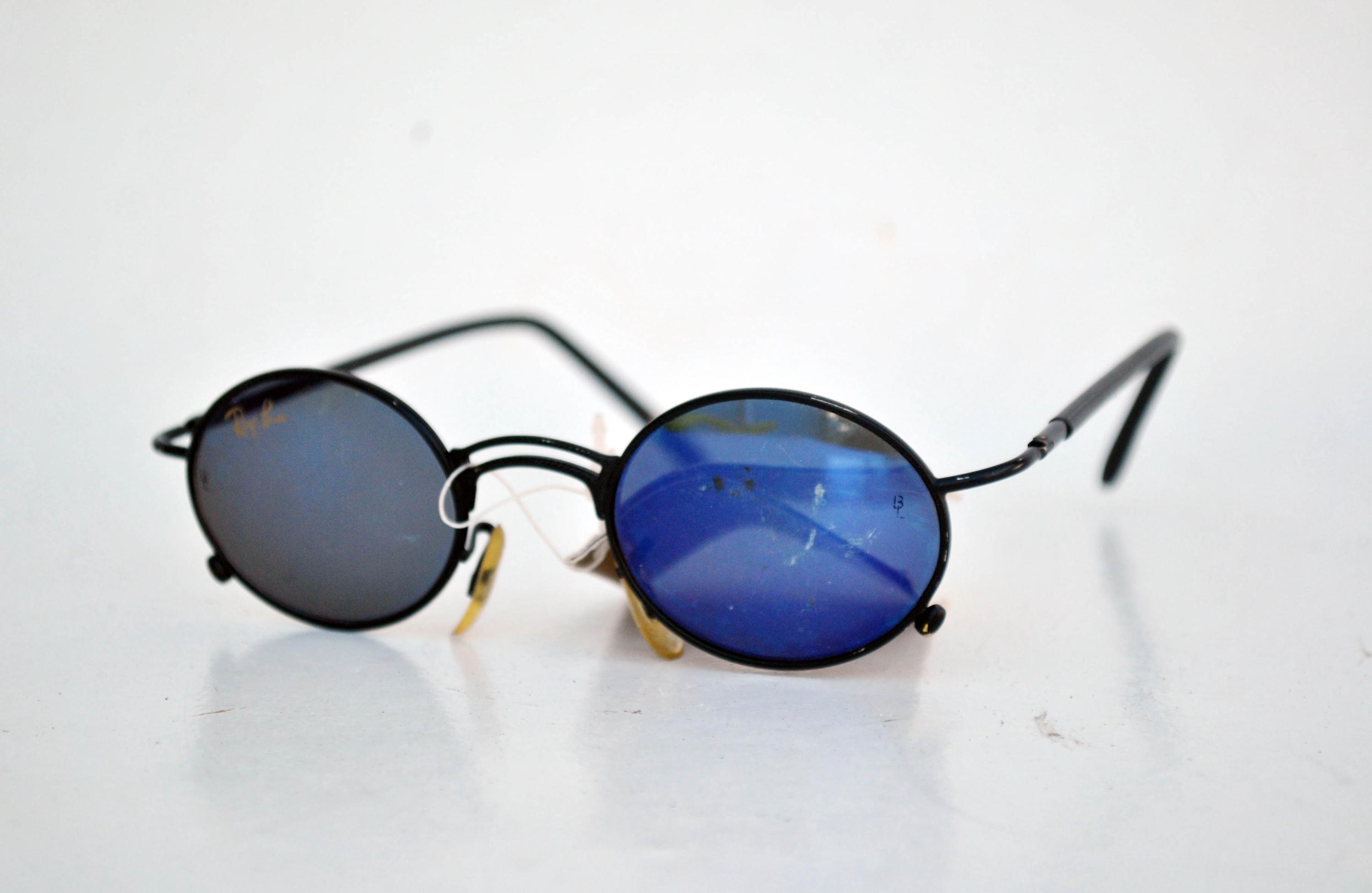 Vintage Round Sunglasses | Dark Metal Frame Blue Lenses  display picture 1