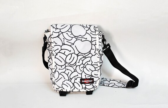 Bolso bandolera Eastpak bolso cruzado lona unisex cuadrado | Etsy México