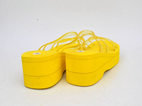 y2k yellow Foamy platform slippers japanese sanda… - image 4