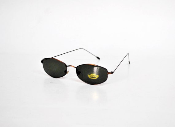 Rhombus Personalized Metal Small Frame Y2K Glasses, Accesso Y2k Metal Gold Small Rhombus Frame Cat 3 UV400 ELEGANT Glam  main image 3