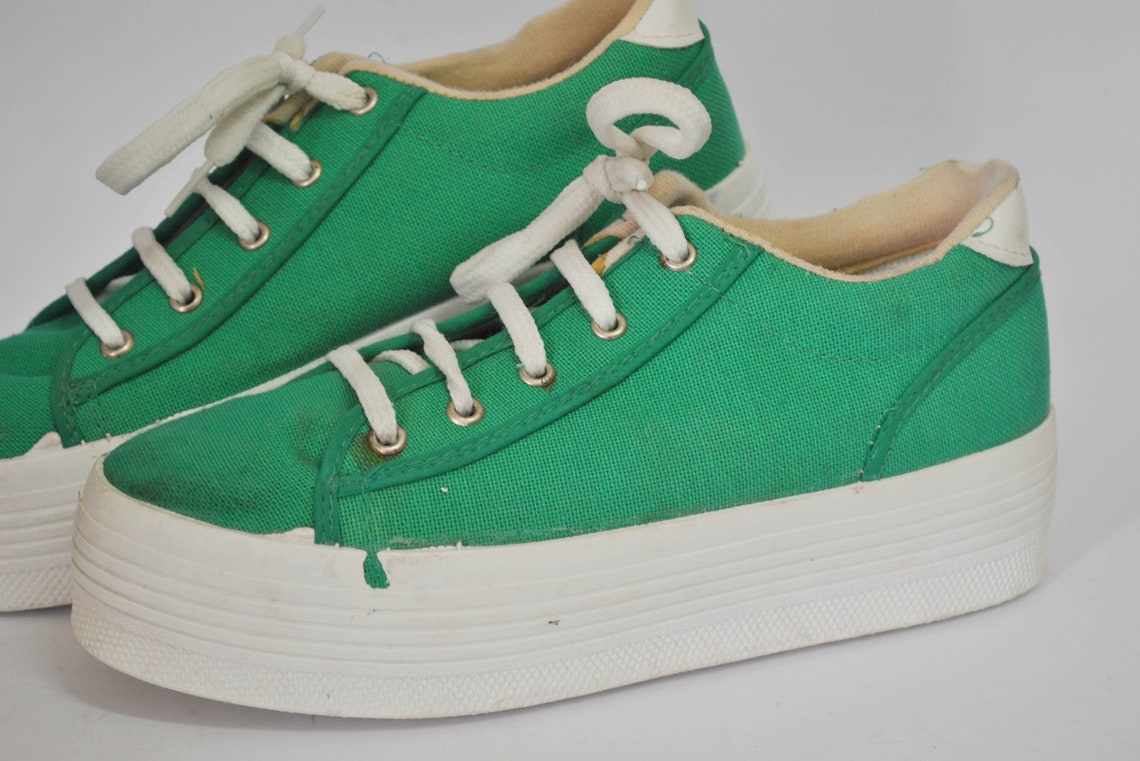 Vintage Green Platform Sneakers – Canvas Low Top Shoes – Chunky Sole 90s Style Trainers – Retro Streetwear Footwear size eu 38 us 7 uk 5, foto 2 di 5
