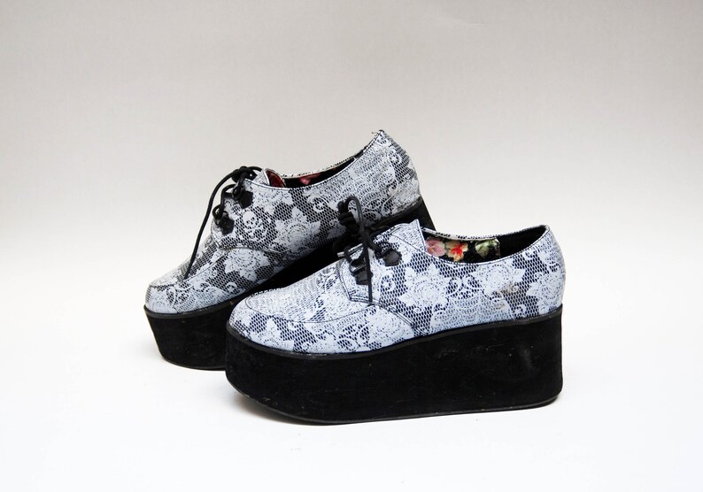 giant platform shoes