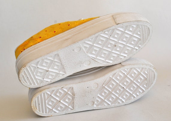 Yellow canvas shoes 90s sneakers style flat tie s… - image 7