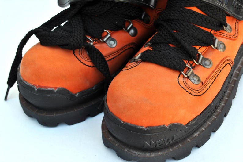 Vintage Orange Hiking Boots • Chunky Mountaineering Boots • 90s Gorpcore Footwear • Retro Outdoor Platforms • Unisex size eu 40 uk 7 us 9 image 9