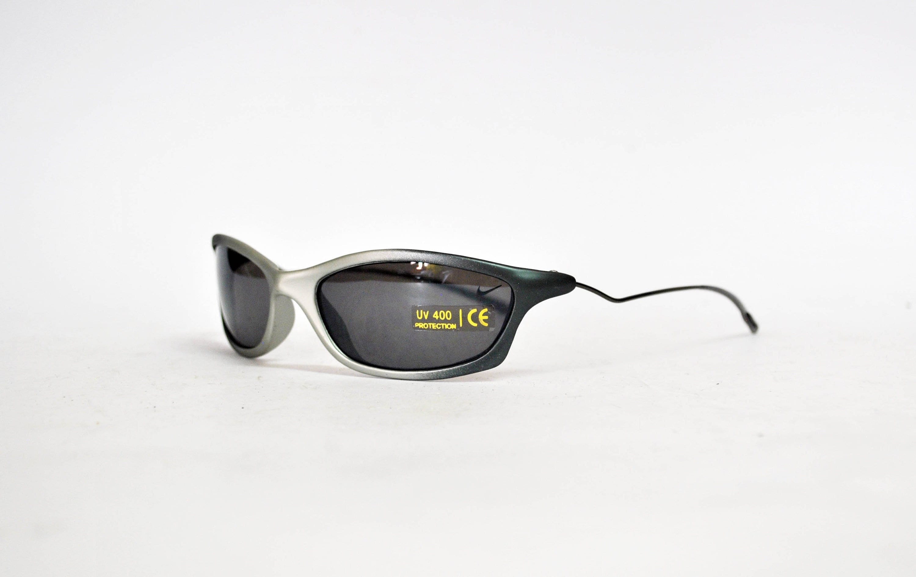 NIKE 90s ヴィンテージ　サングラス Old Nike 90'S 00'S Sunglasses Men Accessory sunglasses Sport