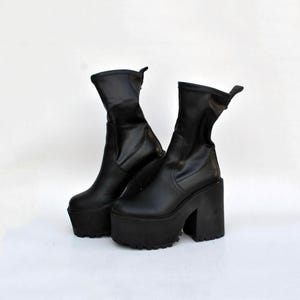 Buffalo total black boots ankle boots platform chunky boots size eu 39 uk 7 us 9 goth rock woman platforms vintage shoes faux leather boots