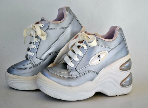 Platform Shoes Vintage Size Eu 36 Uk 3 Us 5 Sneakers Silver Platform Shoes Vintage Size Eu 36 Uk 3 Us 5 Sneakers Silver