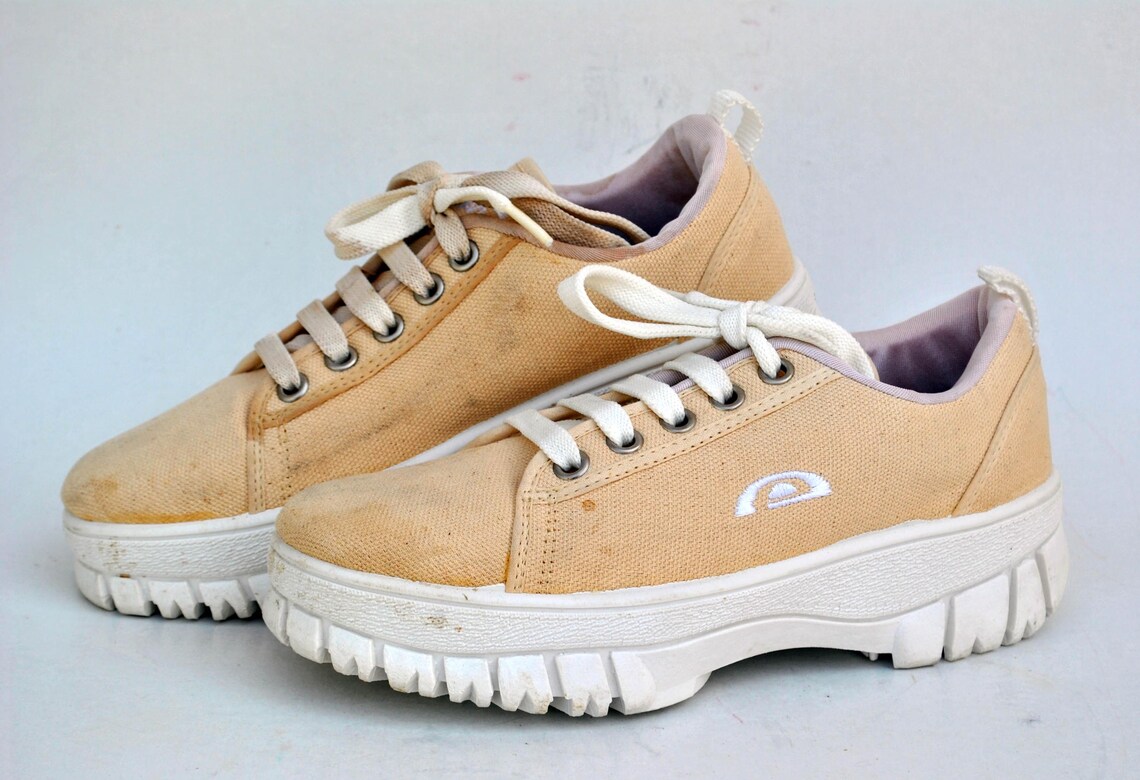 Beige chunky sneakers vintage womens shoes 90s combat sneakers summer canvas shoes size EU 40 uk 7 us 9 low casual shoes platform sneakers, foto 2 di 5