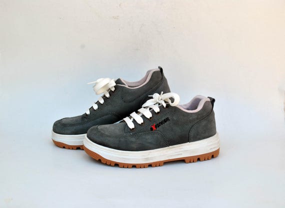 chunky sneakers blue Comfortable vintage work syede leather Walking Hiking womens shoes size eu 41 uk 8 us 10 90s mountain ugly trail farm