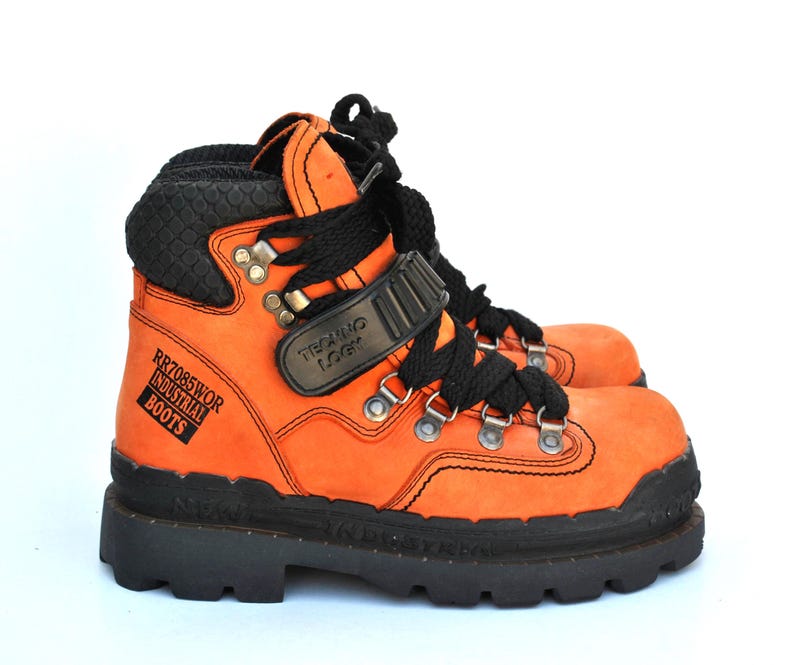 Vintage Orange Hiking Boots • Chunky Mountaineering Boots • 90s Gorpcore Footwear • Retro Outdoor Platforms • Unisex size eu 40 uk 7 us 9 image 4
