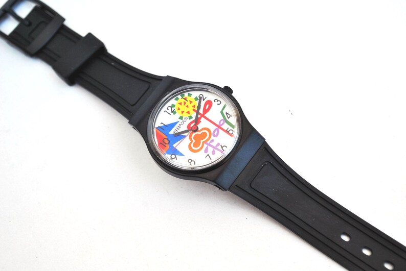 Rubber PVC Black wrist hippie unisex round 90s waterproof quartz mechanism retro vintage pop swatch hand wrist watch men women vegan