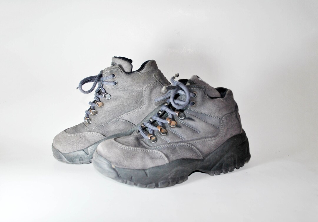 Brasher shops walking shoes sale